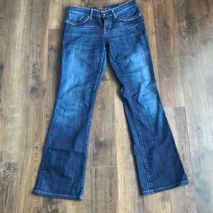 Mavi Blue jeans. Molly style.